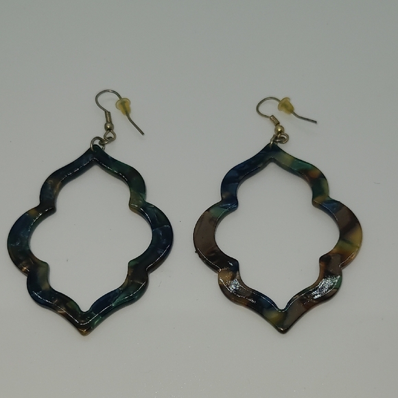 Jewelry - Elegant Multicolor Dangle Earrings